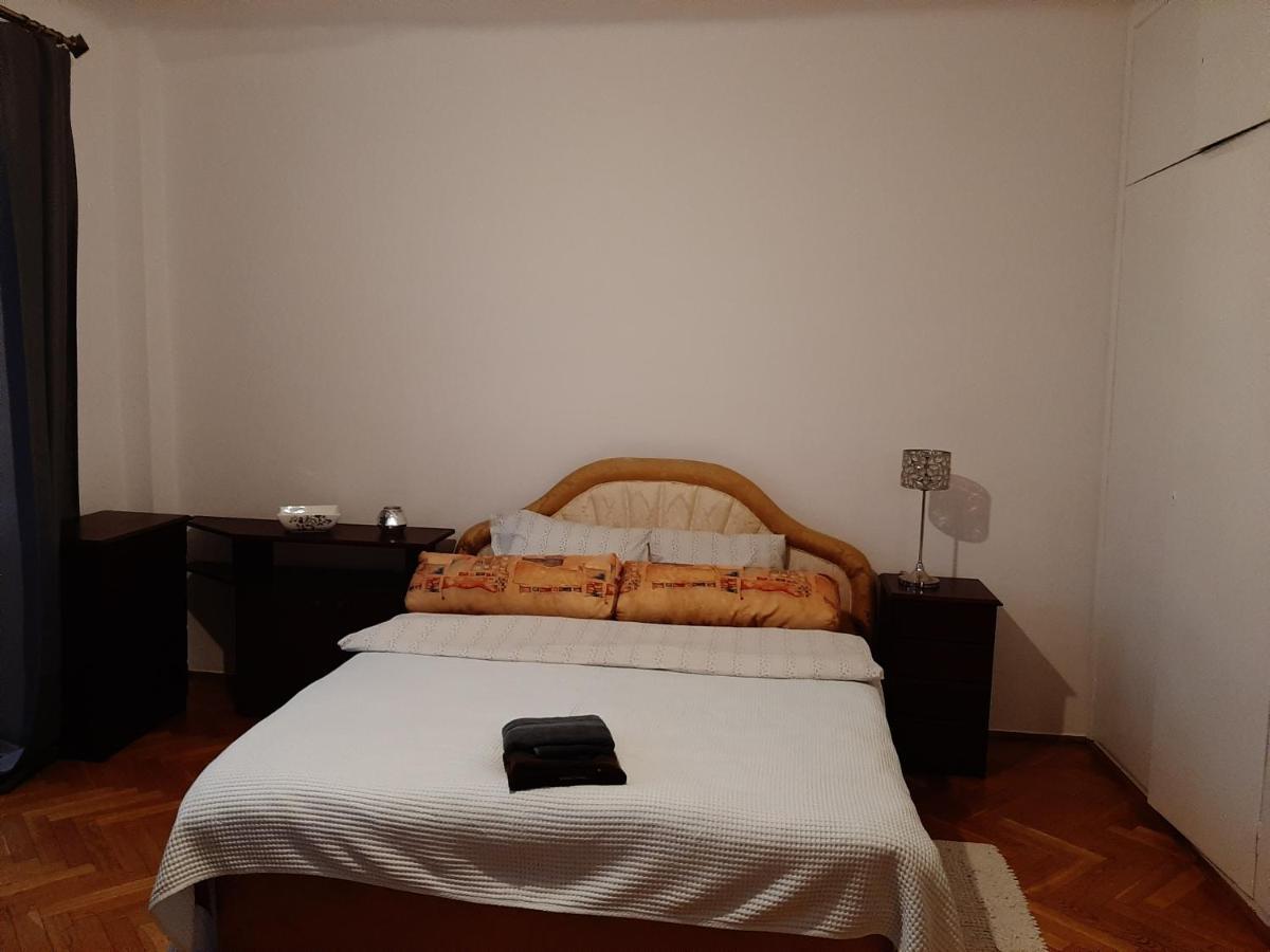 Rooms in Centrum Warschau Buitenkant foto