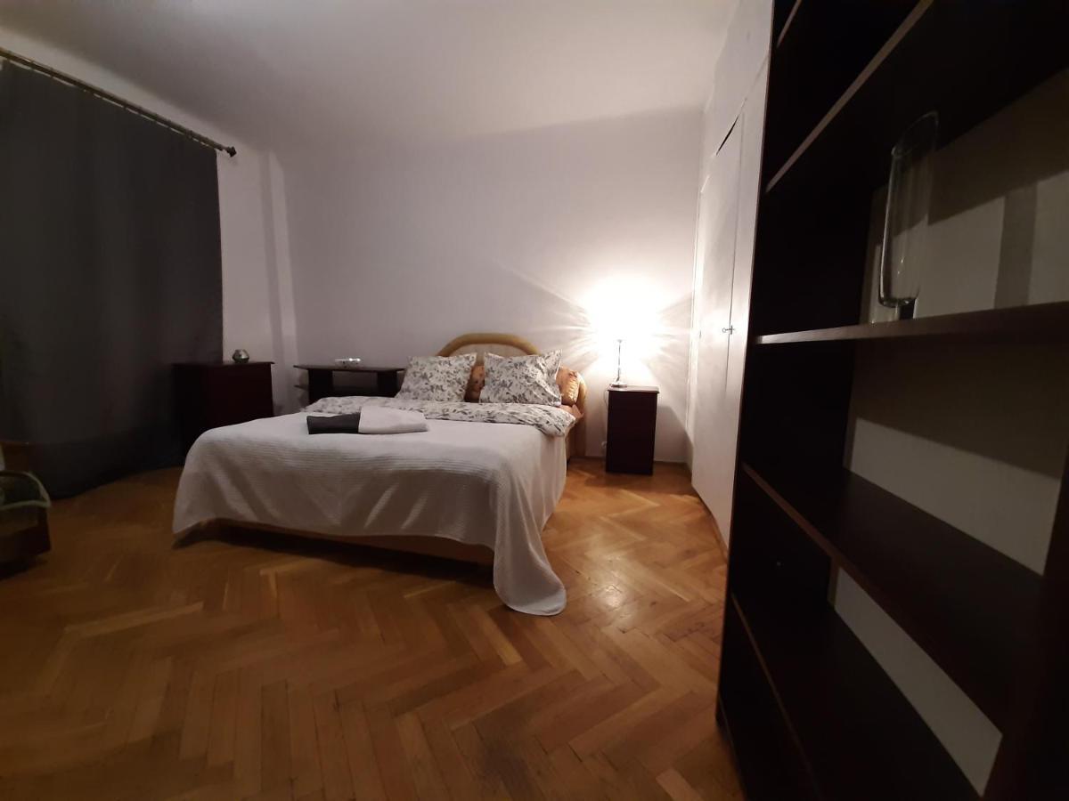 Rooms in Centrum Warschau Buitenkant foto
